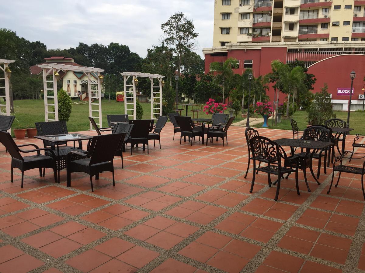 Ferienwohnung D Savoy @ Famosa Melaka Exterior foto